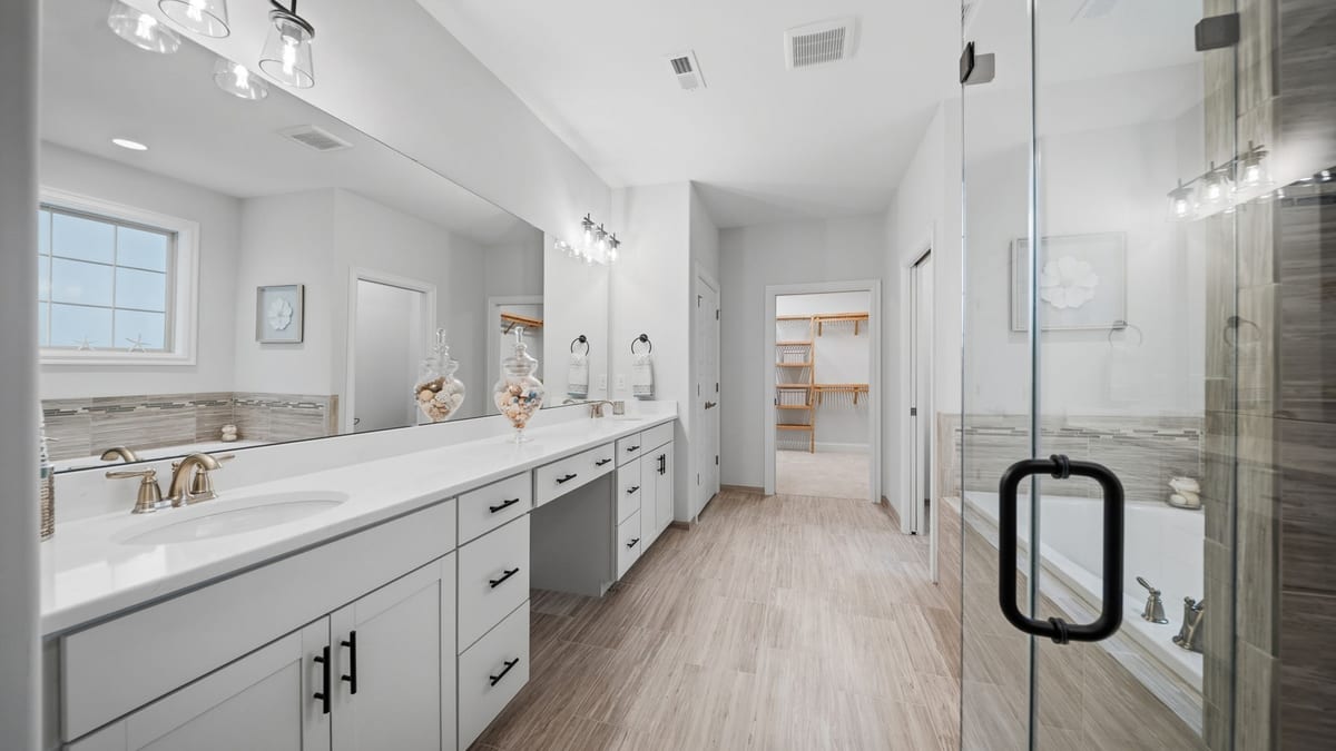 The Pine Island — Master Bath